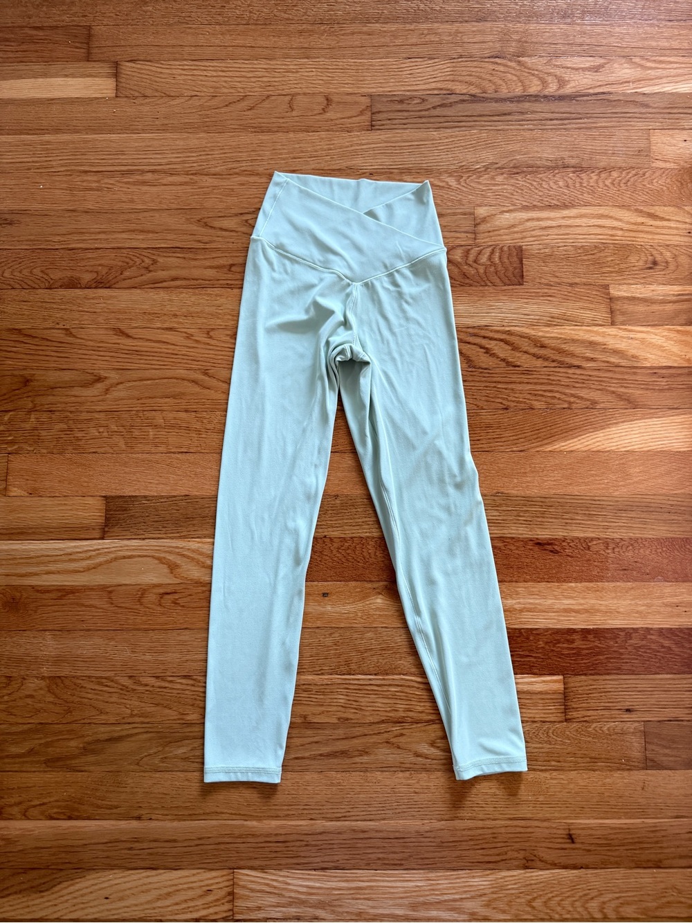 High-Waist Leggings in Light Mint